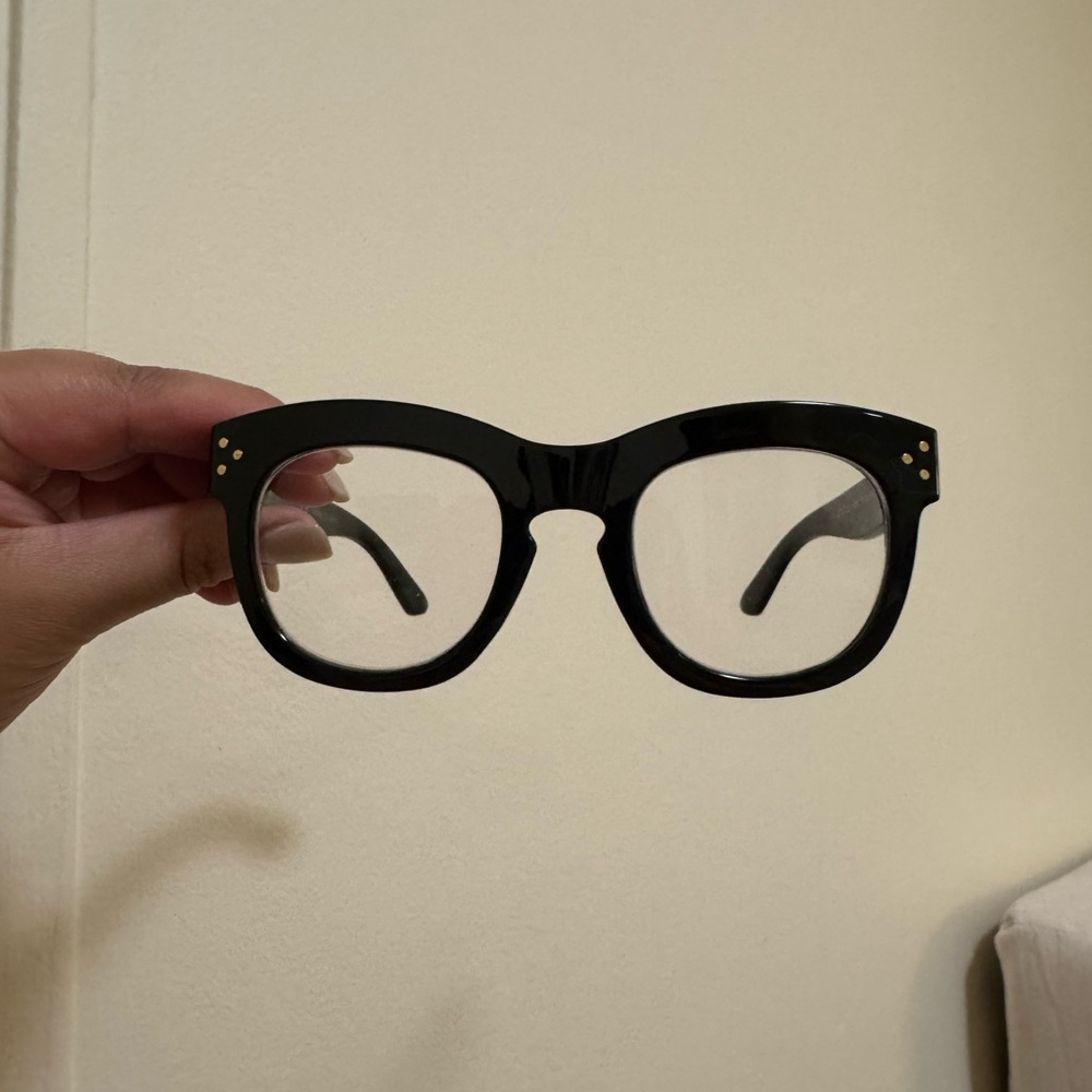 Stylish Black Oversized Glasses